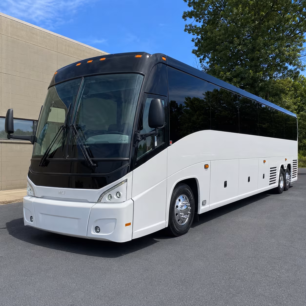 fill a bus to las vegas from ventura and let the weekend begin early