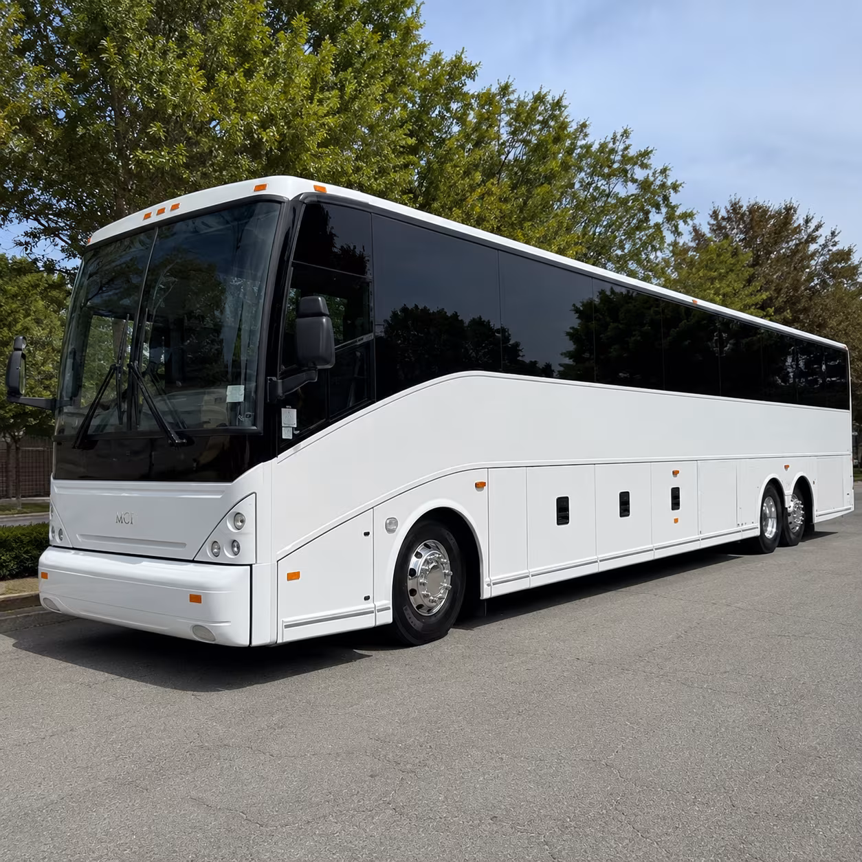 woodland hills charter bus